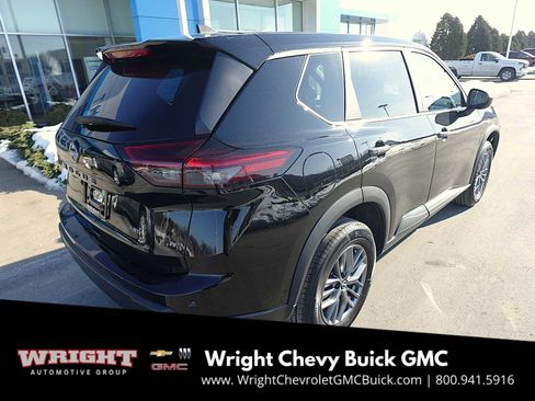 Used 2024 Nissan Rogue S image 3