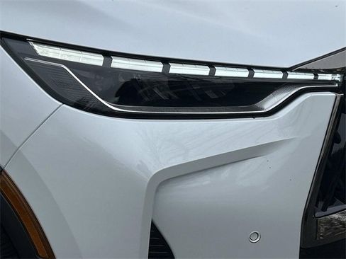 New 2026 INFINITI QX60 Sport image 10