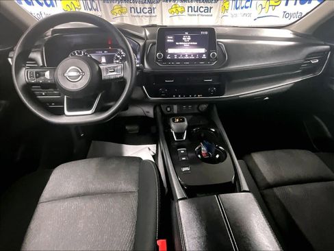 Used 2024 Nissan Rogue SV image 21