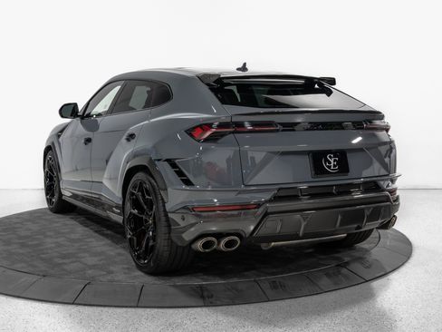 Used 2024 Lamborghini Urus Performante AWD/4WD image 6
