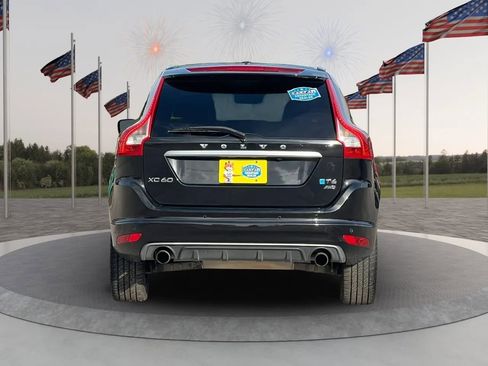Used 2014 Volvo XC60 T6 R-Design image 6