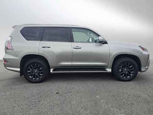 Used 2023 Lexus GX 460 Premium image 6
