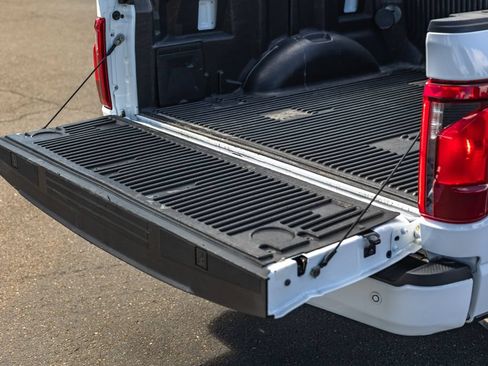 Used 2024 Ford F150 XLT w/ Tow/Haul Package AWD/4WD image 9