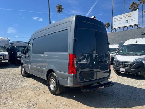 Used 2019 Mercedes-Benz Sprinter 144 image 11