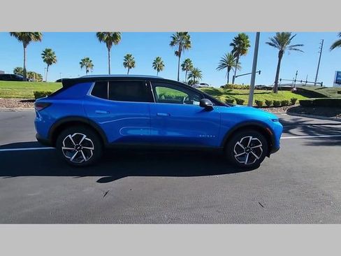 New 2026 Chevrolet Equinox EV LT image 30