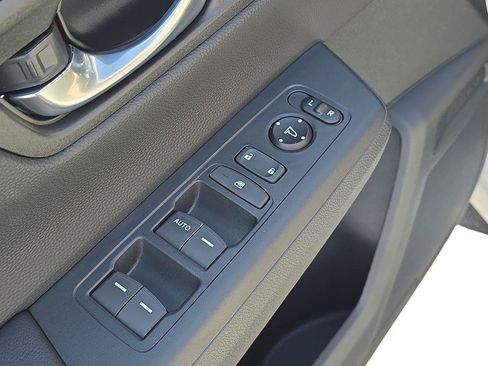 New 2026 Honda CR-V LX image 9