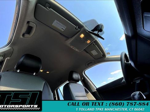 Used 2020 Volkswagen Tiguan SE image 22