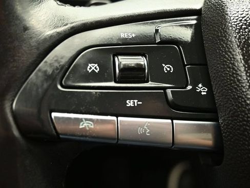 Used 2020 Cadillac XT4 Premium Luxury w/ Driver Awareness Package FWD image 20