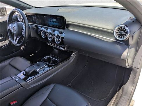 Used 2022 Mercedes-Benz A 220 image 17