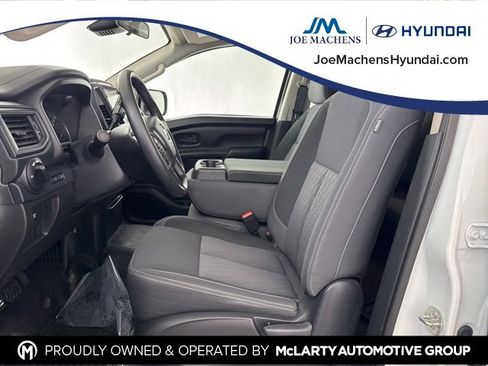 Used 2022 Nissan Titan S w/ HD Front GAWR Package image 25