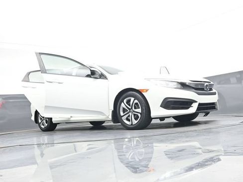 Used 2017 Honda Civic LX image 40