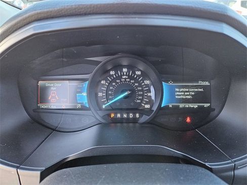 Used 2024 Ford Edge Titanium image 29