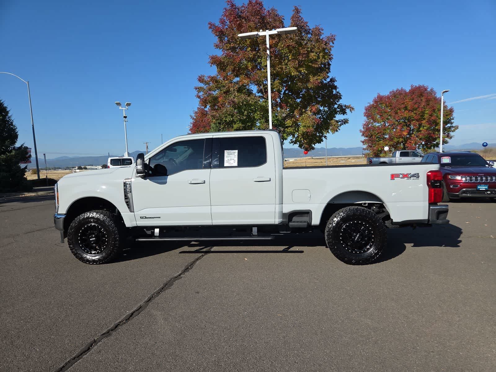 Used 2026 Ford F350 Lariat w/ FX4 Off-Road Package AWD/4WD image 11
