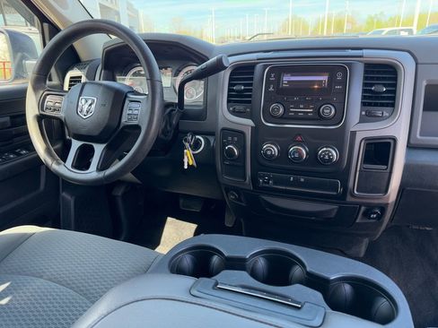 Used 2016 RAM 1500 ST w/ SXT Appearance Group AWD/4WD image 31