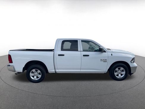 Used 2022 RAM 1500 Classic SLT image 15