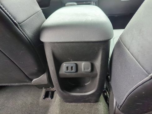 Used 2016 Chevrolet Colorado Z71 image 21