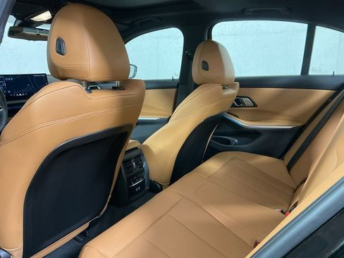 Certified 2025 BMW 330i Sedan w/ M Sport Package RWD image 25