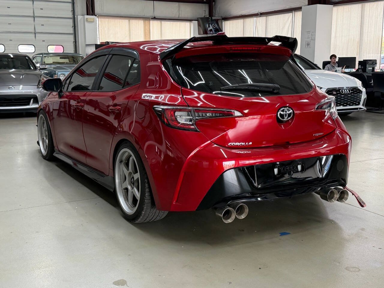 Used 2021 Toyota Corolla SE w/ Special Edition FWD image 4