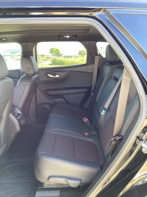 Used 2024 Chevrolet Blazer RS w/ Driver Confidence II Package AWD/4WD image 7