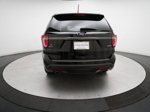 Used 2018 Ford Explorer XLT w/ Equipment Group 202A image 28
