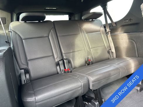 Used 2023 Chevrolet Suburban LT image 28