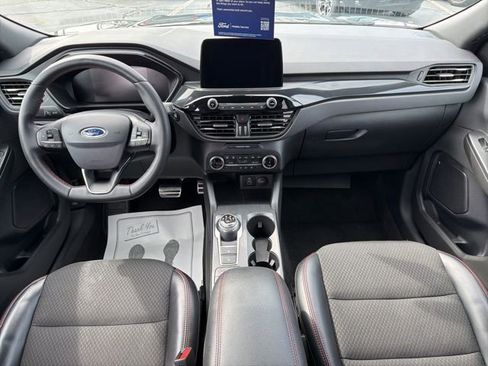 Used 2024 Ford Escape ST-Line image 13