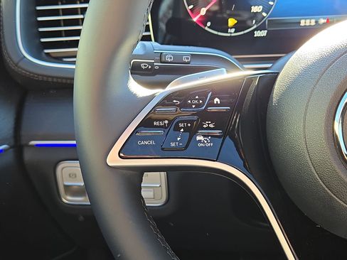 New 2026 Mercedes-Benz GLE 450 4MATIC image 21