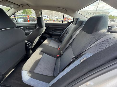 Used 2025 Nissan Versa SV FWD image 23