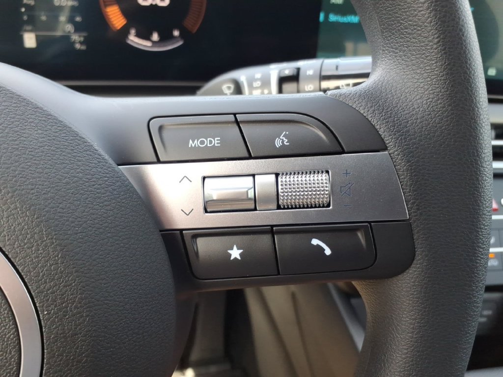 Certified 2026 Hyundai Tucson SE FWD image 20