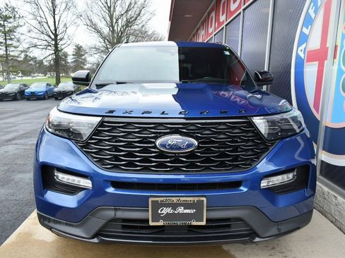 Used 2022 Ford Explorer ST-Line w/ Class IV Trailer Tow Package image 7