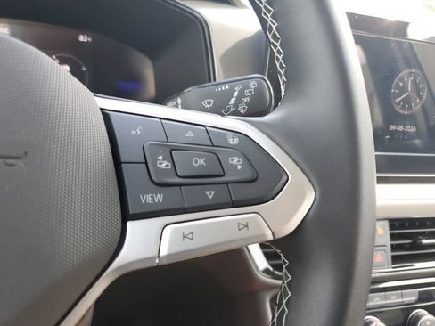Certified 2025 Volkswagen Taos S FWD image 21