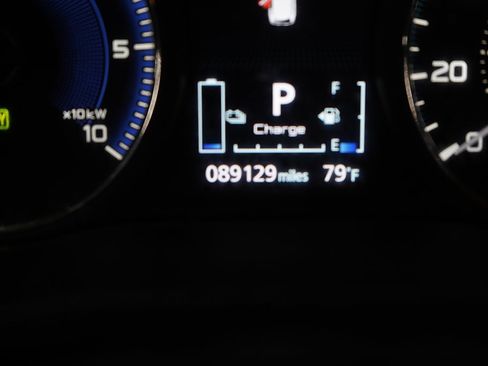 Used 2022 Mitsubishi Outlander SEL AWD/4WD image 18