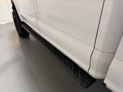 Used 2020 Ford F150 XLT w/ Equipment Group 302A Luxury AWD/4WD image 9