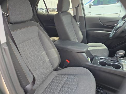 Used 2023 Chevrolet Equinox LT AWD/4WD image 25