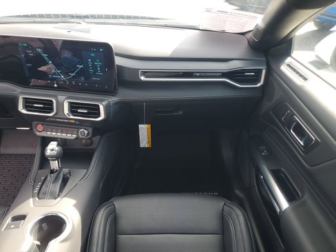 Used 2026 Ford Mustang GT Premium RWD image 19