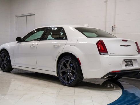 Used 2023 Chrysler 300 S image 34
