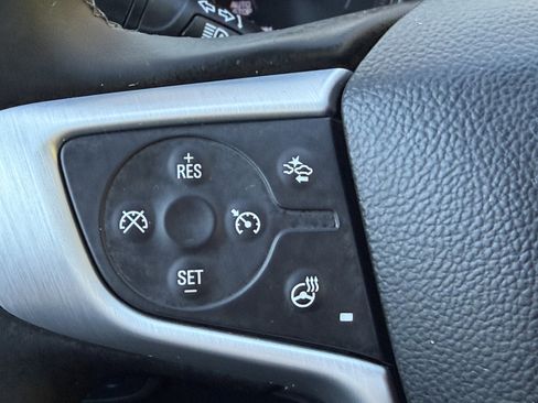 Used 2024 GMC Terrain SLT w/ Infotainment Package II image 35