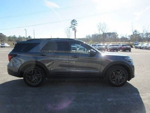 New 2026 Ford Explorer ST RWD image 6