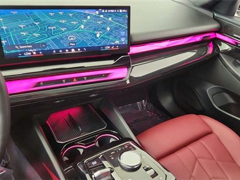 Used 2024 BMW i5 eDrive40i w/ Premium Package image 44