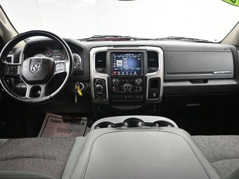 Used 2019 RAM 1500 Big Horn AWD/4WD image 30