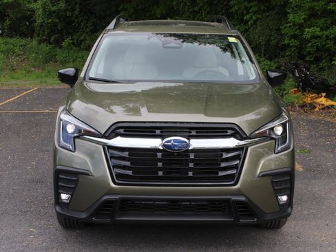 New 2026 Subaru Ascent Limited AWD/4WD image 2
