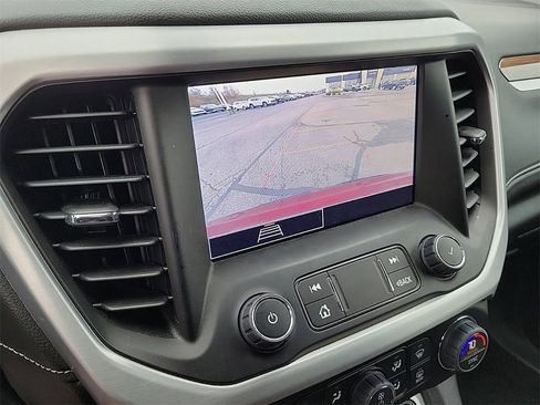 Used 2023 GMC Acadia SLE w/ Driver Convenience Package image 28