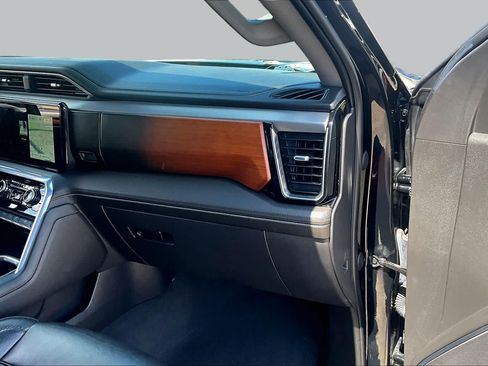 Used 2022 GMC Sierra 1500 Denali RWD image 19