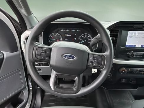 Used 2023 Ford F150 XL w/ Trailer Tow Package RWD image 12