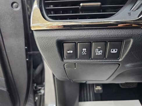 Used 2015 Toyota Avalon Limited FWD image 35