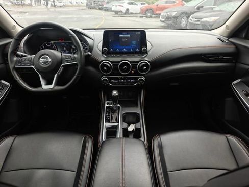 Used 2022 Nissan Sentra SR w/ SR Premium Package FWD image 27