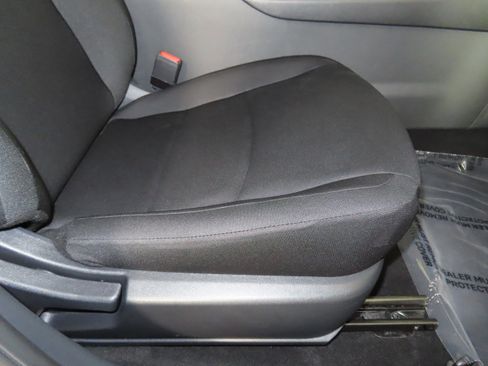 Certified 2025 Nissan Sentra S image 38