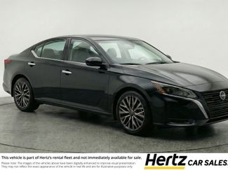 Used 2025 Nissan Altima 2.5 SV video 1