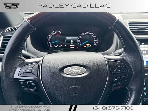 Used 2018 Ford Explorer Platinum image 6