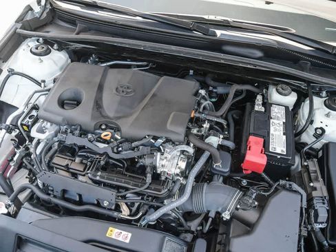 Used 2024 Toyota Camry SE FWD image 28